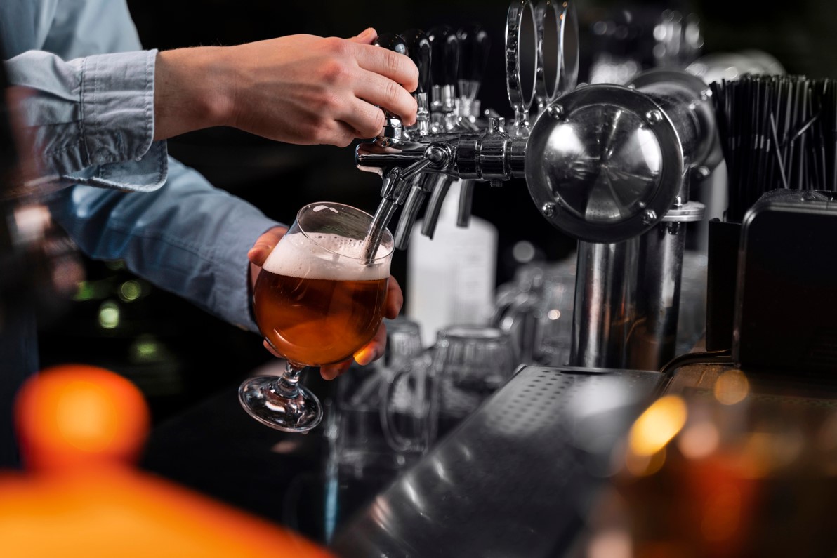 В Новосибирской области ограничили работу «наливаек» в жилых домах