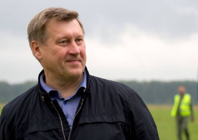 25 января Анатолий Локоть досрочно сложил полномочия мэра Новосибирска