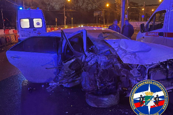 Четыре человека госпитализировали после ДТП в Новосибирске