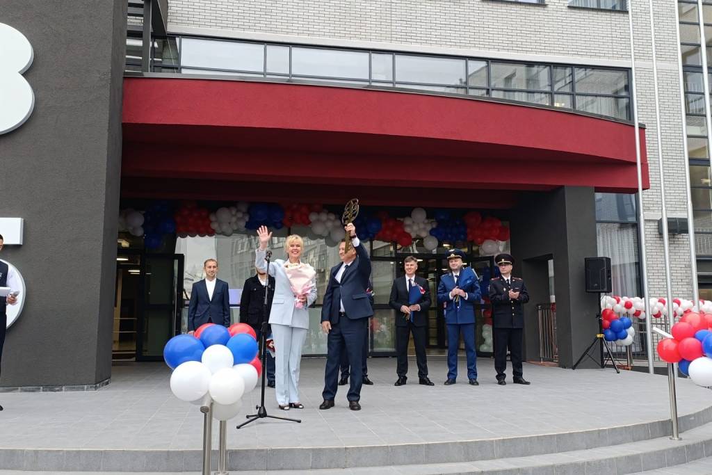 Новосибирский лицей №185 открылся после реконструкции