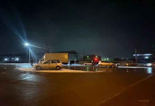 В Новосибирской области женщина-водитель пострадала в тройном ДТП