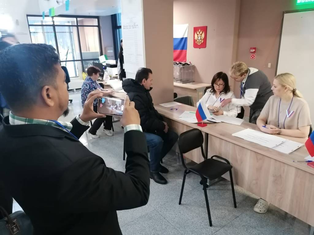 Международные наблюдатели приехали в Новосибирск для работы на выборах