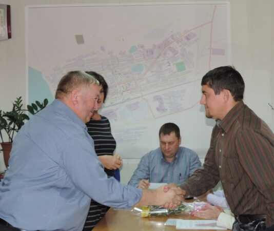 Под Новосибирском экс-главу поселка Чаны лишили на 1