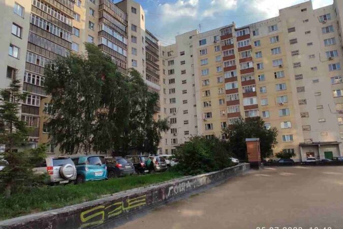 В Новосибирске жители 11-этажного дома на Горском жилмассиве остались без лифтов