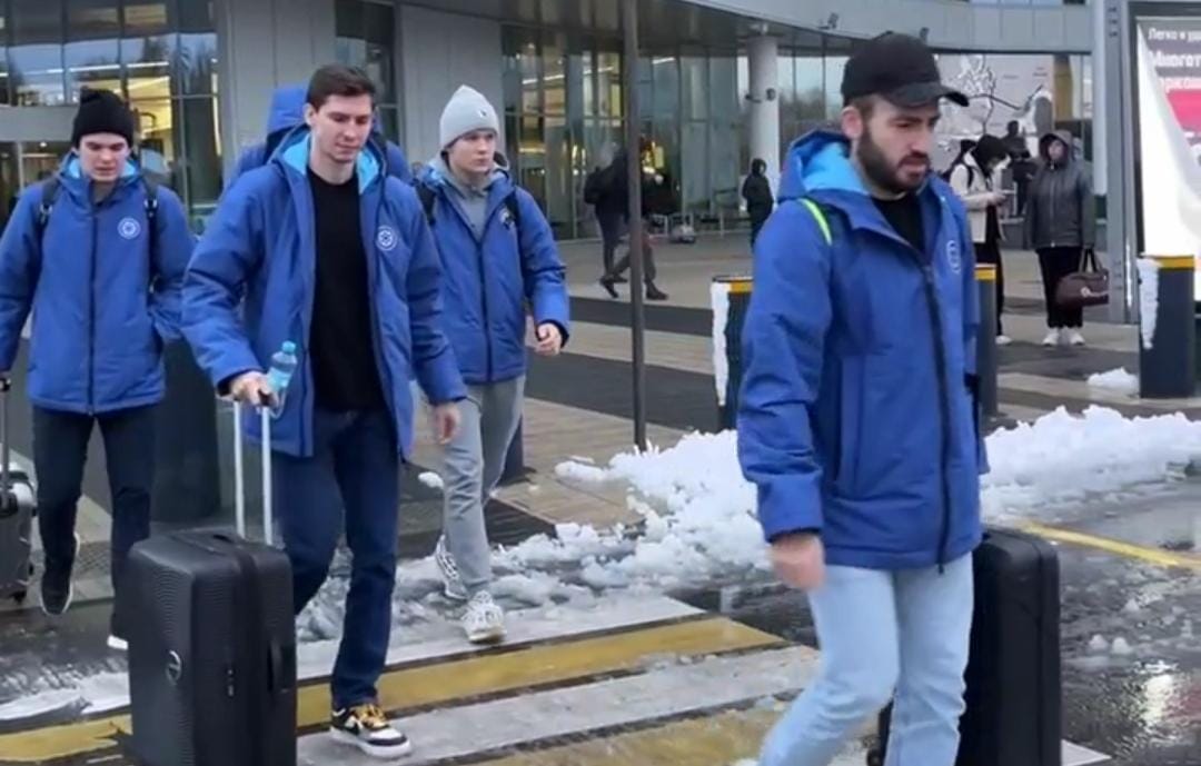 Самолёт с хоккейной командой «Сибирь» не смог приземлиться в Нижнем Новгороде