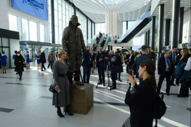 Владимир Путин открыл новый терминал аэропорта «Толмачево» в Новосибирске