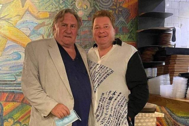 Жерар Депардье возобновил строительство ресторана «Жерарня» в Новосибирске