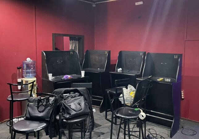 В Заельцовском районе Новосибирска накрыли нелегальное казино