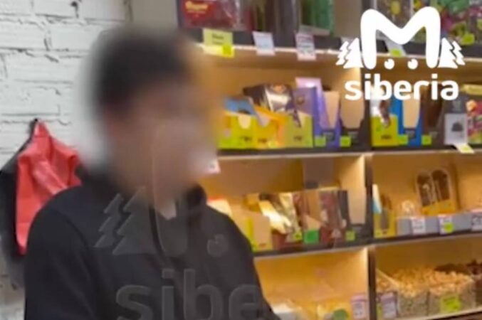 Нахальный продавец-мигрант в Новосибирске заинтересовал СКР