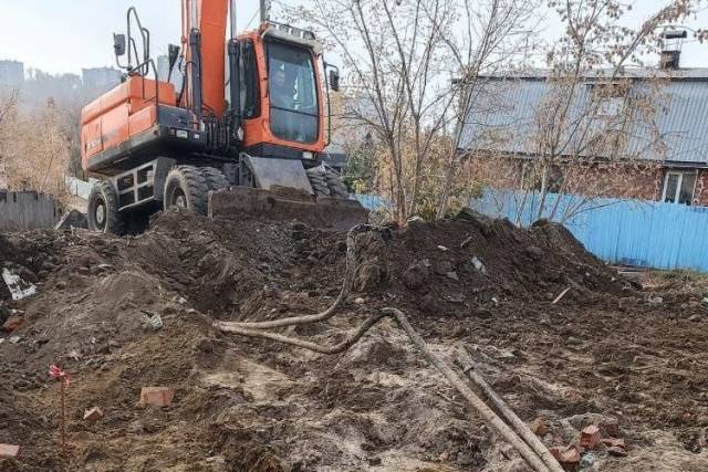 При аварии на кабельной линии в центре Новосибирска пострадали два головных кабеля