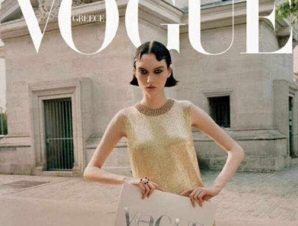 Новосибирская модель украсила обложку греческого  Vogue