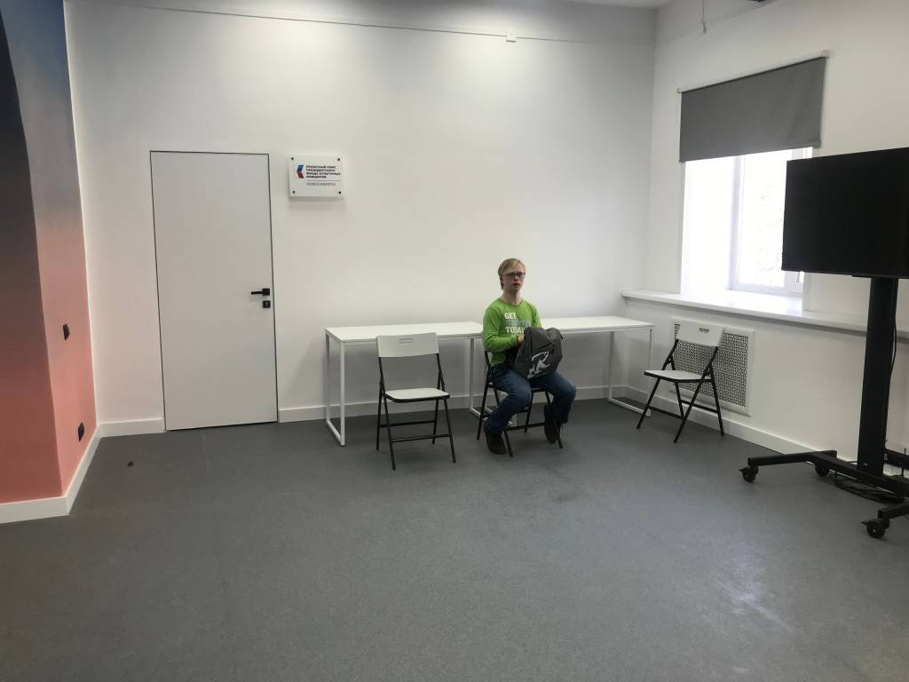 «Ширму только предложили»: в новосибирском центре креативных индустрий прокомментировали скандал с инвалидом
