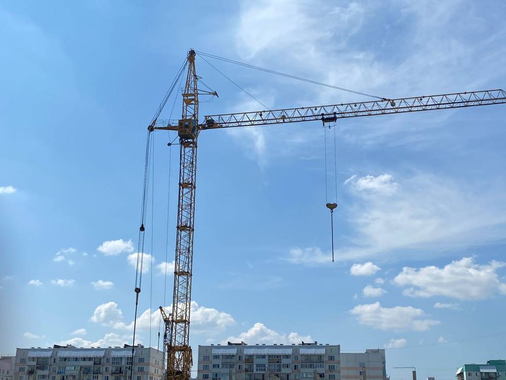 В Новосибирске объявили конкурс на достройку проблемного дома по ул. Дуси Ковальчук