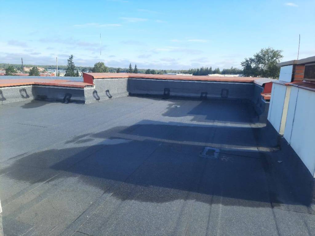 В НСО суд обязал администрацию поселка починить крышу детсада