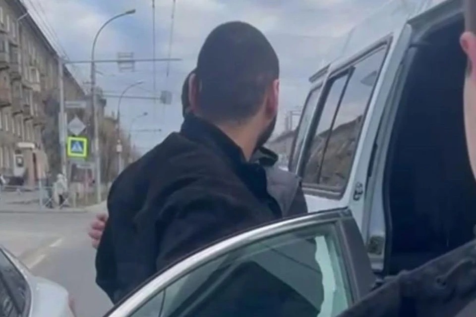 В Новосибирске замначальника отдела инспекции ФНС задержали по делу о взятке