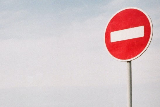 В Новосибирске перекрыли дорогу по улице Планировочной до середины весны