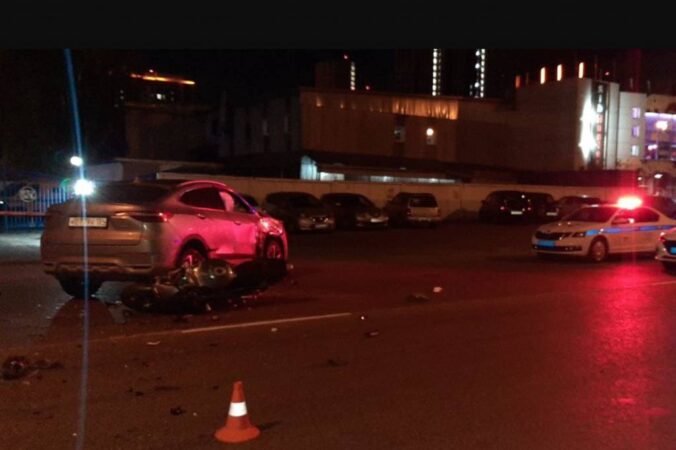 В Новосибирске мотоциклист погиб в столкновении с иномаркой