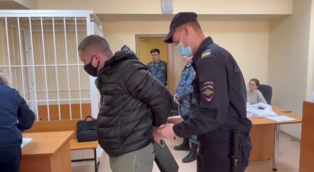 Новосибирский облсуд оставил в силе приговор полицейским-вымогателям