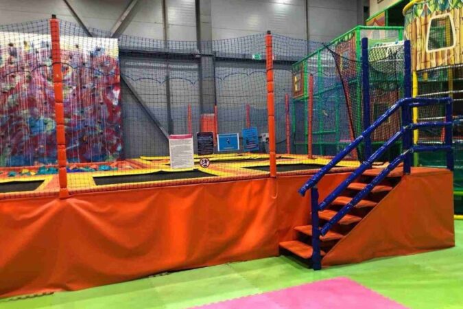 В Новосибирске директор опасного батутного центра предстанет перед судом