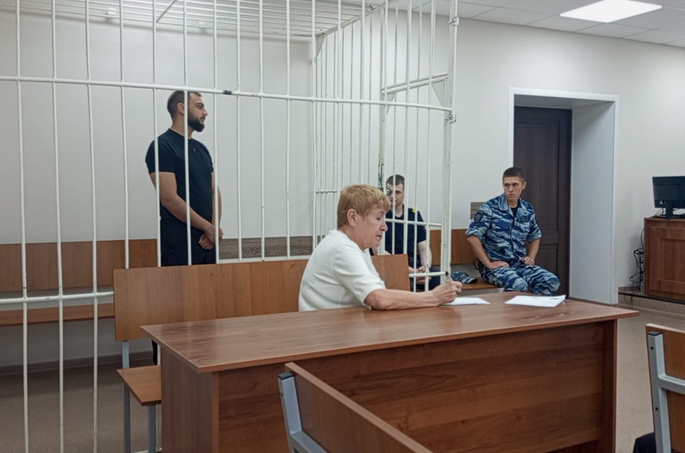 В НСО мигранта