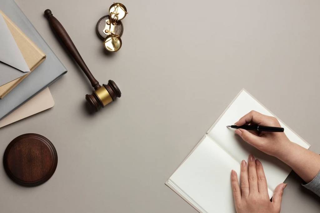 Новосибирского нотариуса лишили профессионального статуса