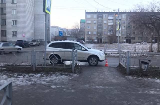 В Бердске 15-летняя девушка пострадала в ДТП с иномаркой