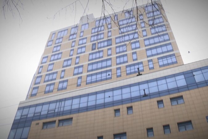 В Новосибирске недостроенный ТК «Подсолнух» на Маркса выставили на торги