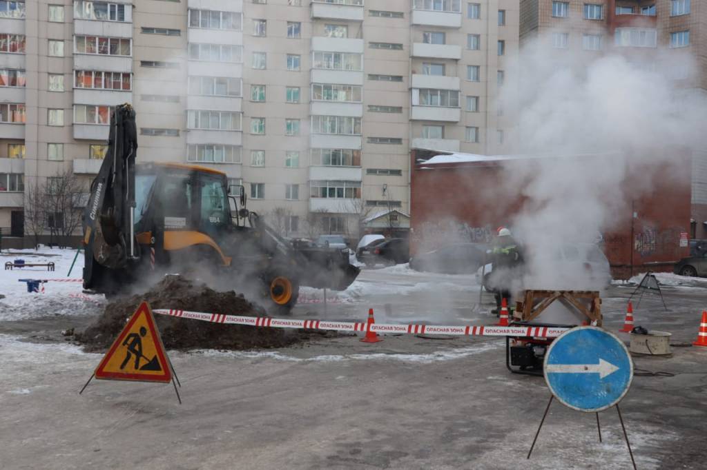 Депутаты  Заксобрания адресно помогают пострадавшим от коммунальной аварии в лево-бережье Новосибирска