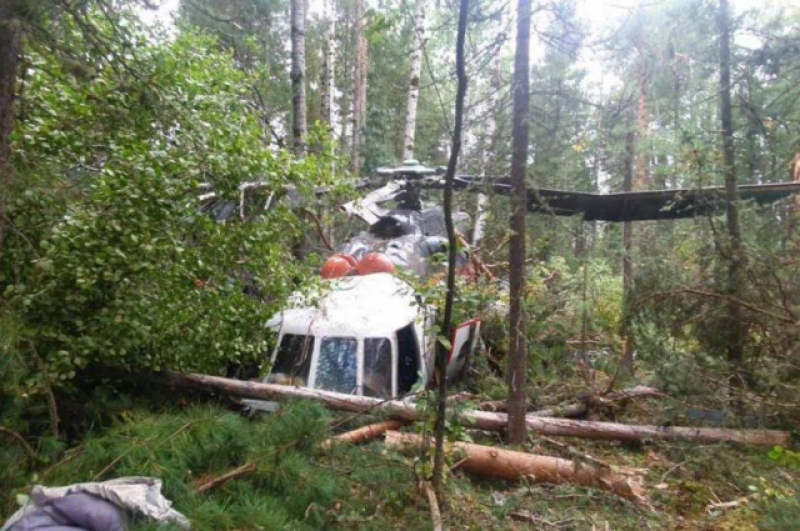 Новосибирскую авиакомпанию «Ельцовка» оштрафовали за сокрытие данных об аварии вертолета Ми-8 под Сургутом