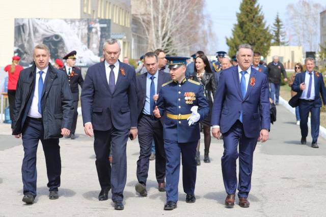 В Новосибирске прошел митинг в поддержку вооруженных сил и в честь Дня Победы «За нашу Победу!»