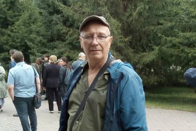 В Новосибирске в возрасте 56 лет скончался поэт Николай Хлус