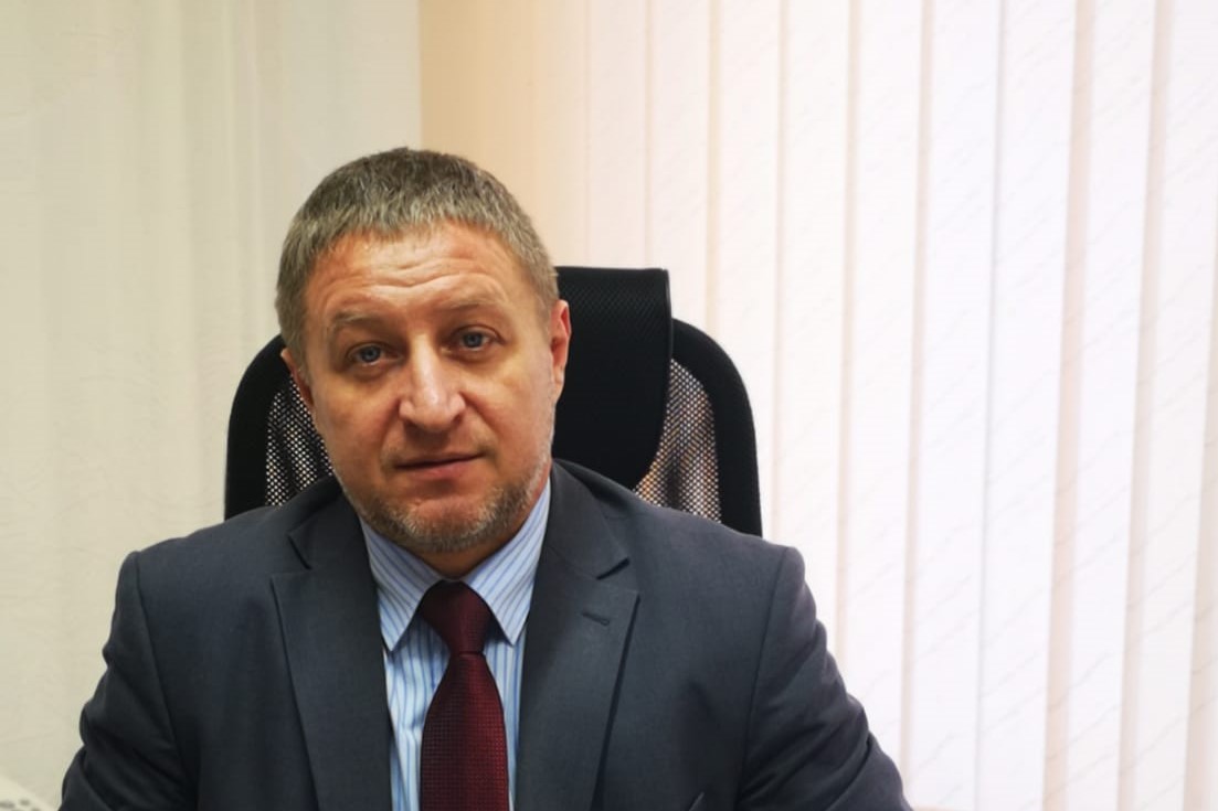 В Новосибирской области заместителя главы посёлка задержали по обвинению во взятке