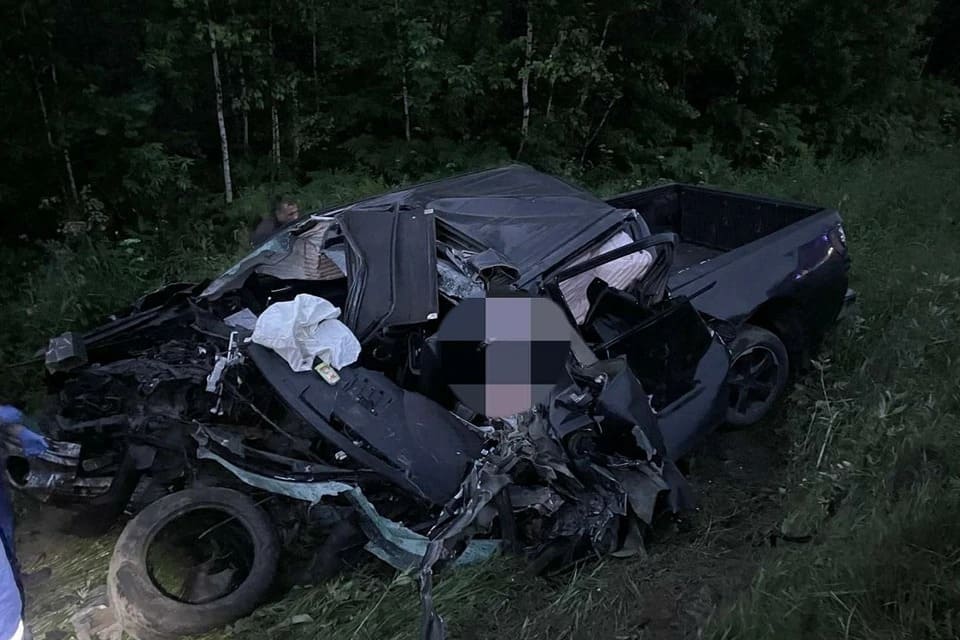 В Новосибирской области после столкновения с фурой погиб 19-летний юноша