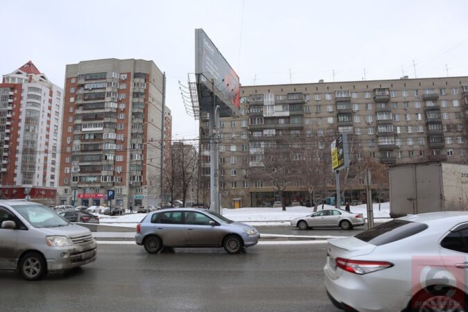 Не вписались в схему: мэрия пытается демонтировать 23 рекламные конструкции в Новосибирске