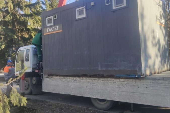 В Новосибирске на Монументе Славы появится новый общественный туалет