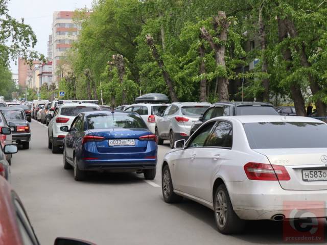 В Новосибирске 29% автомобилистов не доверяют параллельному импорту