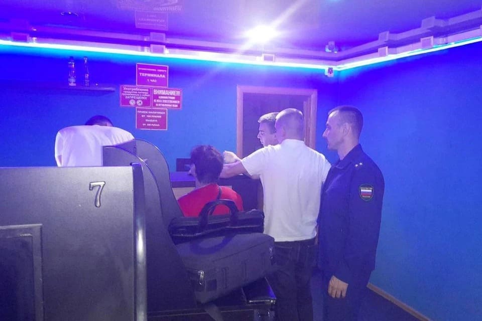 Под Новосибирском правоохранители накрыли подпольное казино