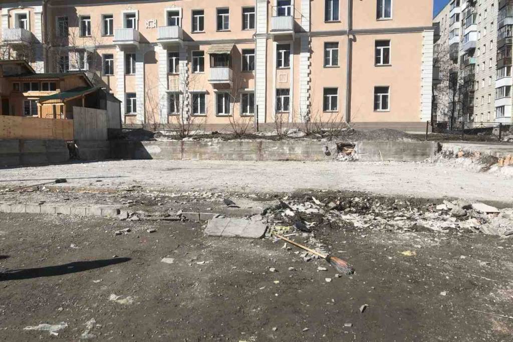 Предприниматель из Новосибирска снес незаконную постройку