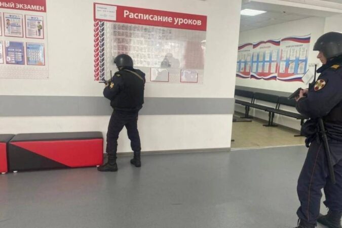 Сотрудники ФСБ проведут антитеррористические учения в школе под Новосибирском