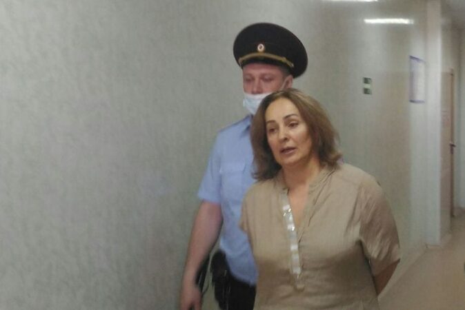 Экс-главный детский психиатр СФО осуждена за растрату 10 миллионов