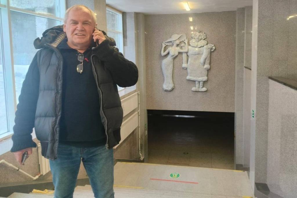 400 новосибирцев заступились за бездомного директора цирка