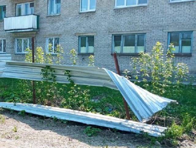 В Новосибирске после вмешательства прокуратуры застройщик огородил два недостроя