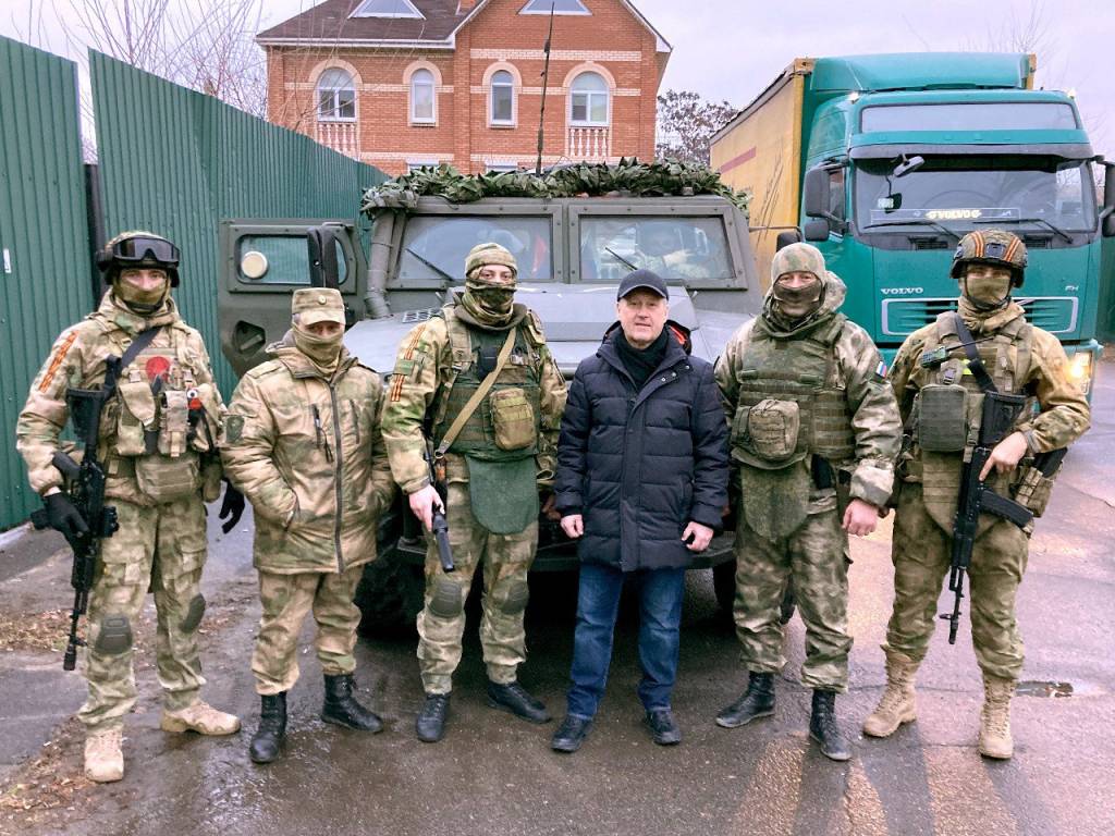 Мэр Новосибирска поздравил бойцов Росгвардии с профессиональным праздником