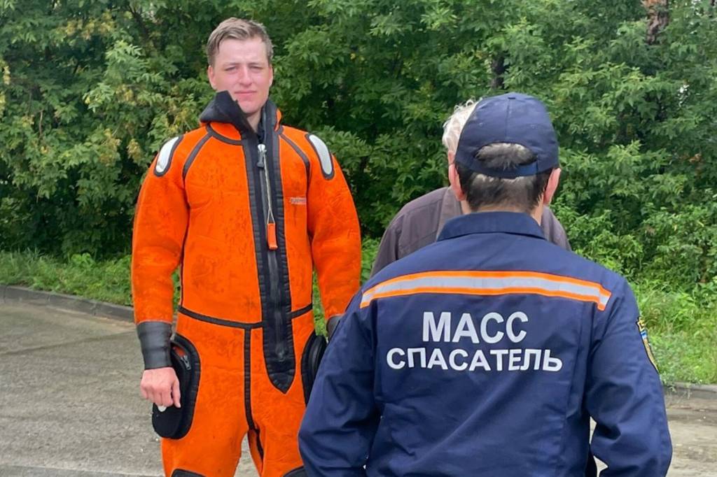 Пожилого грибника вытащили из болота под Новосибирском