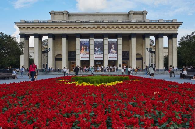 Редакция «Прецедента» поздравляет жителей Новосибирска со 131-летием города!
