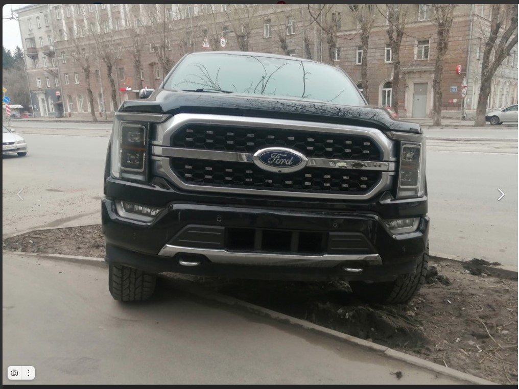 В Новосибирске составили ТОП автохамов недели
