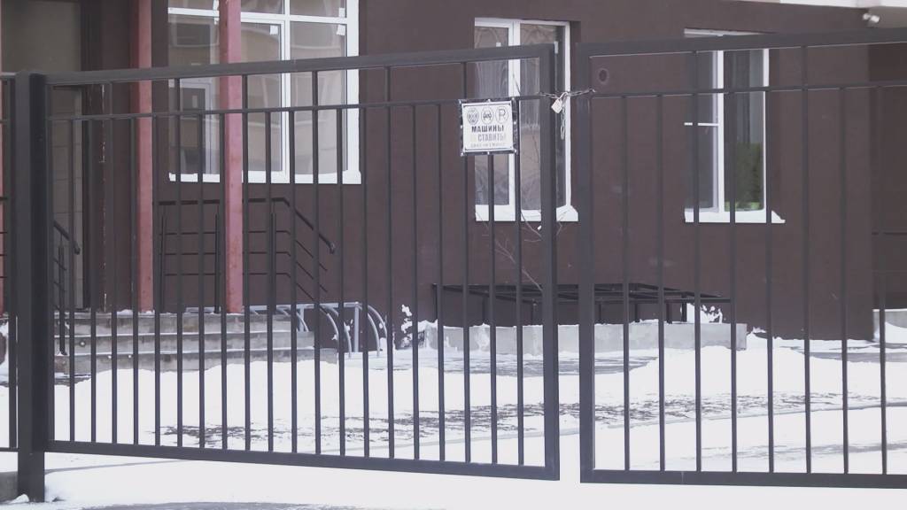 Новоселы ЖК «На Петухова» в Новосибирске возмутились качеством жилья