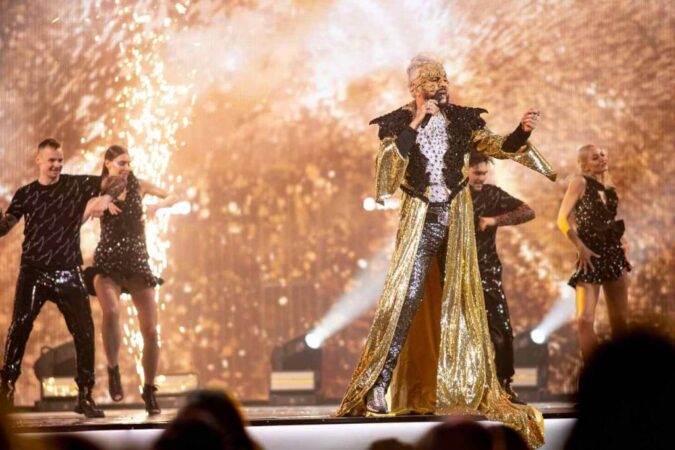 СК и МВД проверят Филиппа Киркорова на оскорбление чувств верующих