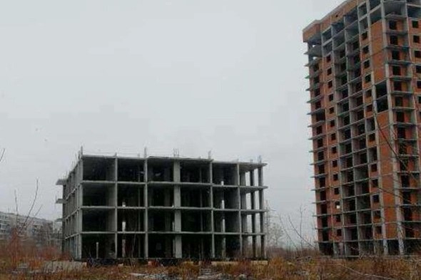 В Новосибирске за 433 миллиона рублей продают три долгостроя ЖК «Рихард»