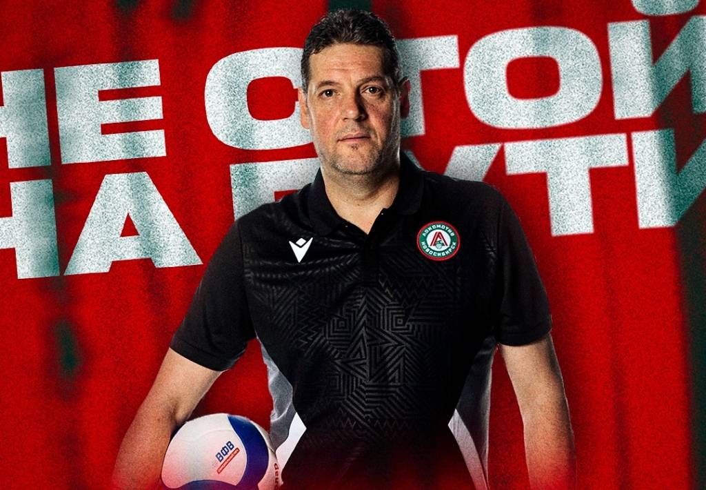 Новосибирский «Локомотив» продлил контракт с главным тренером